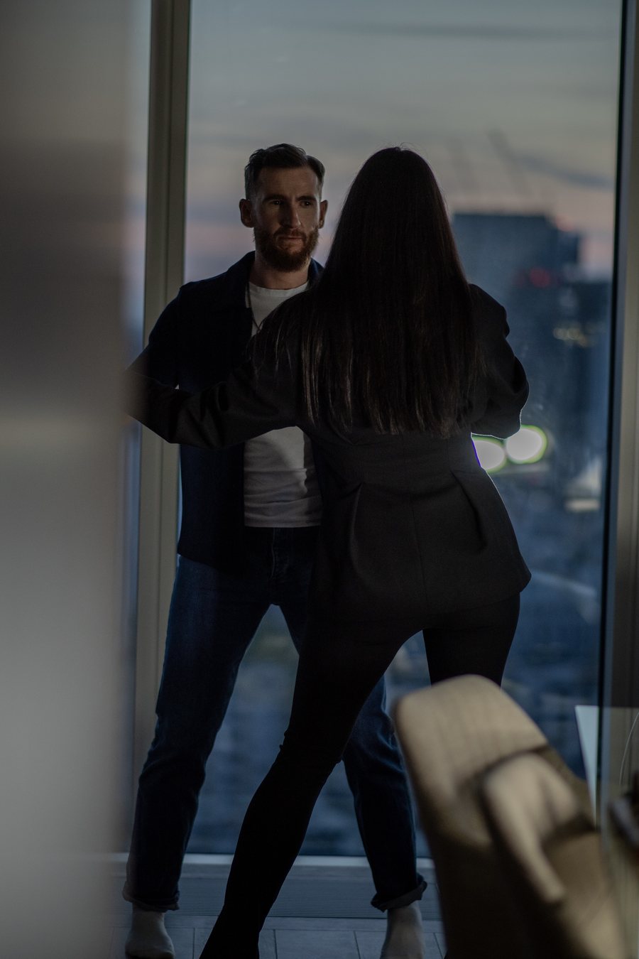 Danse de couple au crépuscule